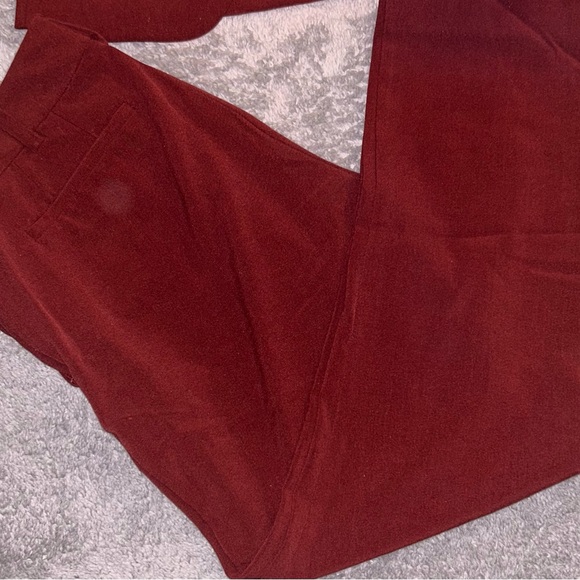 NYC 7th Ave. Burgundy lined suit w/jacket and pants - Picture 4 of 9